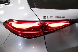 Mercedes-Benz GLC GLC 300 SUV 2026