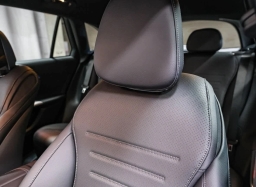 Mercedes-Benz GLC GLC 300 SUV 2026