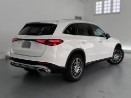 Mercedes-Benz GLC GLC 300 SUV 2026