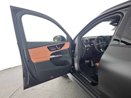 Mercedes-Benz GLC GLC 300 SUV 2026