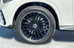 Mercedes-Benz GLC GLC 300 SUV 2026