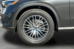 Mercedes-Benz GLC GLC 300 SUV 2026