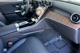 Mercedes-Benz GLC GLC 300 SUV 2026