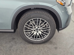 Mercedes-Benz GLC GLC 300 SUV 2026