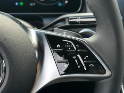 Mercedes-Benz GLC GLC 300 SUV 2026