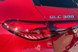 Mercedes-Benz GLC GLC 300 SUV 2026