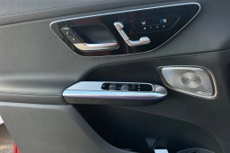 Mercedes-Benz GLC GLC 300 SUV 2026