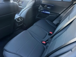 Mercedes-Benz GLC GLC 300 SUV 2026