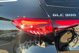 Mercedes-Benz GLC GLC 300 SUV 2026