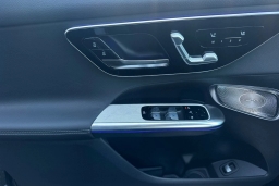 Mercedes-Benz GLC GLC 300 SUV 2026