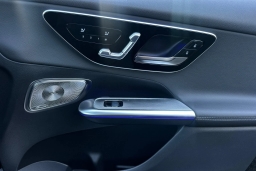 Mercedes-Benz GLC GLC 300 SUV 2026