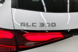 Mercedes-Benz GLC GLC 300 SUV 2026