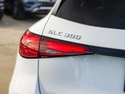 Mercedes-Benz GLC GLC 300 SUV 2026