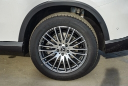 Mercedes-Benz GLC GLC 300 SUV 2026