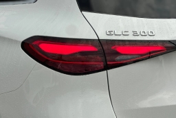 Mercedes-Benz GLC GLC 300 SUV 2026