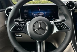 Mercedes-Benz GLC GLC 300 SUV 2026