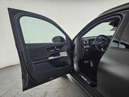 Mercedes-Benz GLC GLC 300 SUV 2026