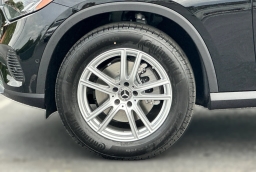 Mercedes-Benz GLC GLC 300 SUV 2026