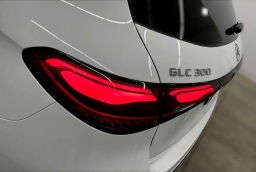 Mercedes-Benz GLC GLC 300 SUV 2025