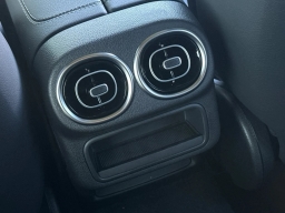 Mercedes-Benz GLC GLC 300 SUV 2026