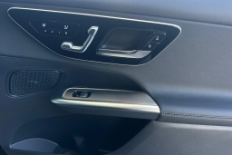 Mercedes-Benz GLC GLC 300 SUV 2026