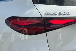 Mercedes-Benz GLC GLC 300 SUV 2026