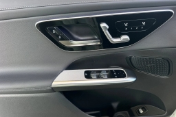 Mercedes-Benz GLC GLC 300 SUV 2026