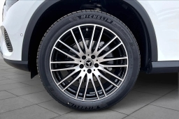 Mercedes-Benz GLC GLC 300 SUV 2026