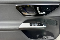 Mercedes-Benz GLC GLC 300 4MATIC SUV 2026