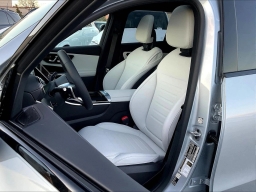 Mercedes-Benz GLC GLC 300 4MATIC SUV 2026