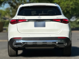 Mercedes-Benz GLC GLC 300 4MATIC SUV 2026
