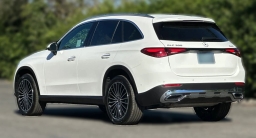 Mercedes-Benz GLC GLC 300 4MATIC SUV 2026