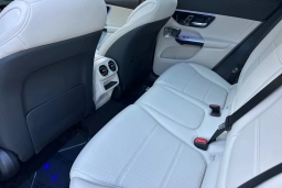 Mercedes-Benz GLC GLC 300 4MATIC SUV 2026