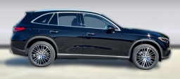 Mercedes-Benz GLC GLC 300 4MATIC SUV 2026