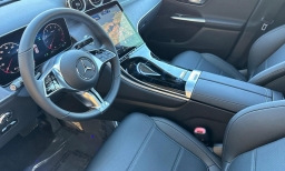 Mercedes-Benz GLC GLC 300 4MATIC SUV 2026