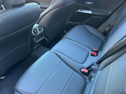 Mercedes-Benz GLC GLC 300 4MATIC SUV 2026