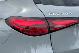 Mercedes-Benz GLC GLC 300 4MATIC SUV 2026