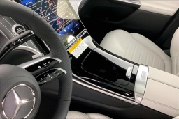 Mercedes-Benz GLC GLC 300 4MATIC SUV 2026