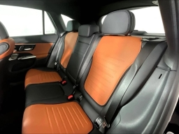 Mercedes-Benz GLC GLC 300 4MATIC SUV 2026