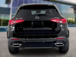 Mercedes-Benz GLC GLC 300 4MATIC SUV 2026