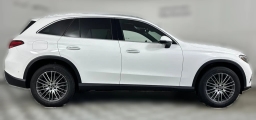 Mercedes-Benz GLC GLC 300 4MATIC SUV 2026