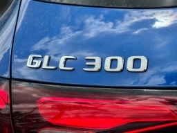 Mercedes-Benz GLC GLC 300 4MATIC SUV 2025