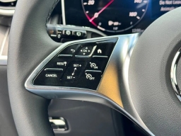 Mercedes-Benz GLC GLC 300 4MATIC SUV 2025