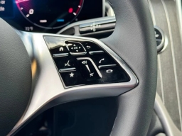 Mercedes-Benz GLC GLC 300 4MATIC SUV 2025