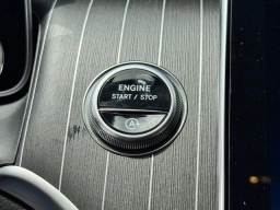 Mercedes-Benz GLC GLC 300 4MATIC SUV 2025