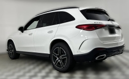 Mercedes-Benz GLC GLC 300 4MATIC SUV 2026