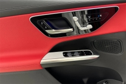 Mercedes-Benz GLC GLC 300 4MATIC SUV 2026