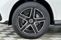 Mercedes-Benz GLC GLC 300 4MATIC SUV 2026