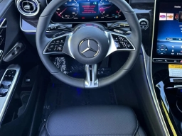 Mercedes-Benz GLC GLC 300 4MATIC SUV 2026