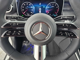 Mercedes-Benz GLC GLC 300 4MATIC SUV 2026